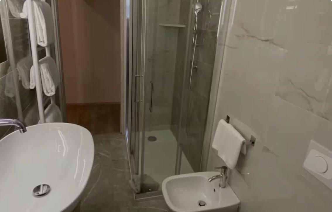 Hotel Napoleon San Mauro Mare Екстериор снимка